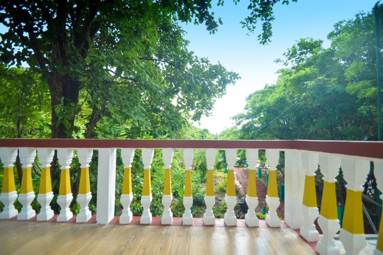 Spice Village Hotel & Restaurant ハバラナ エクステリア 写真
