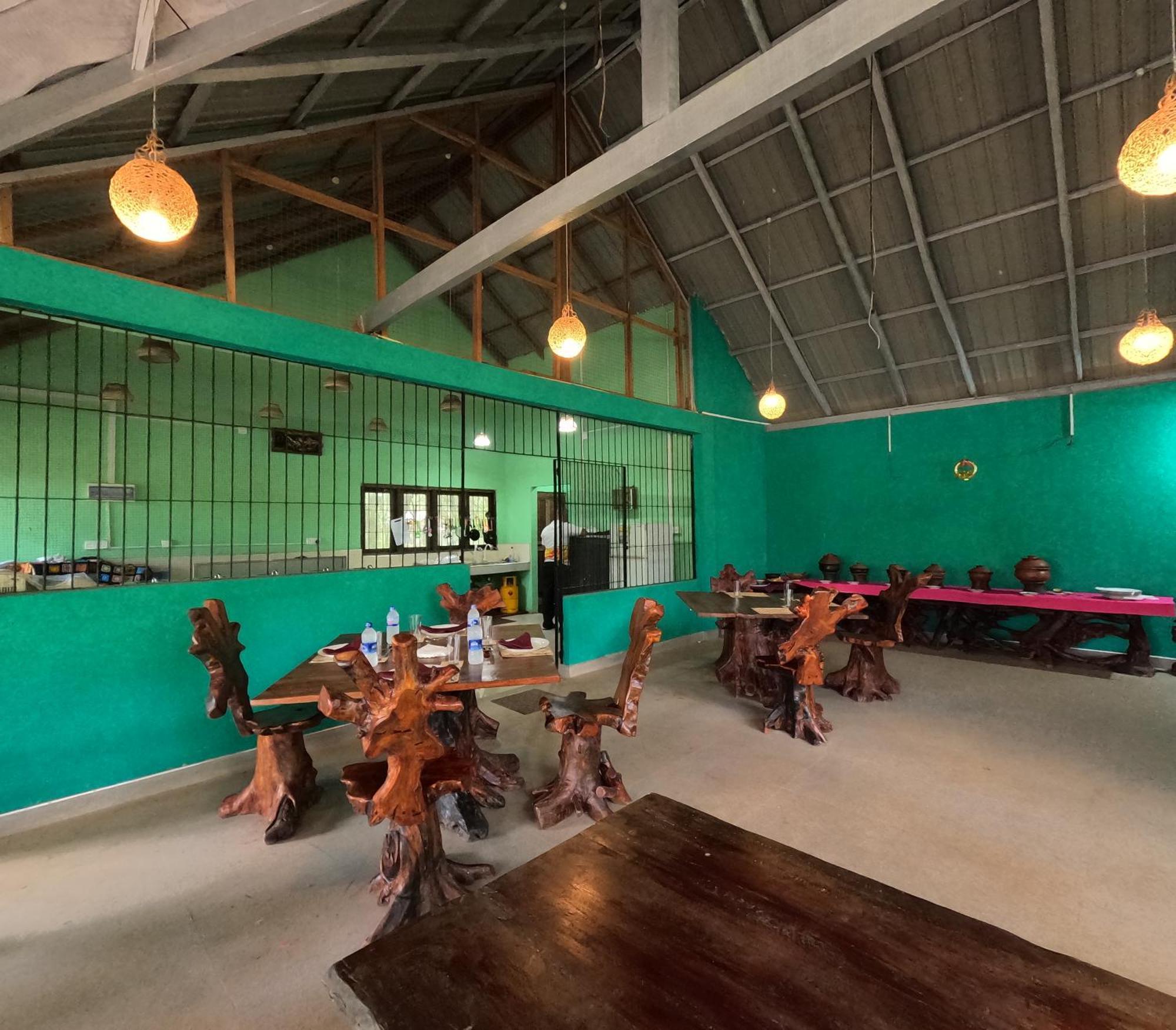 Spice Village Hotel & Restaurant ハバラナ エクステリア 写真
