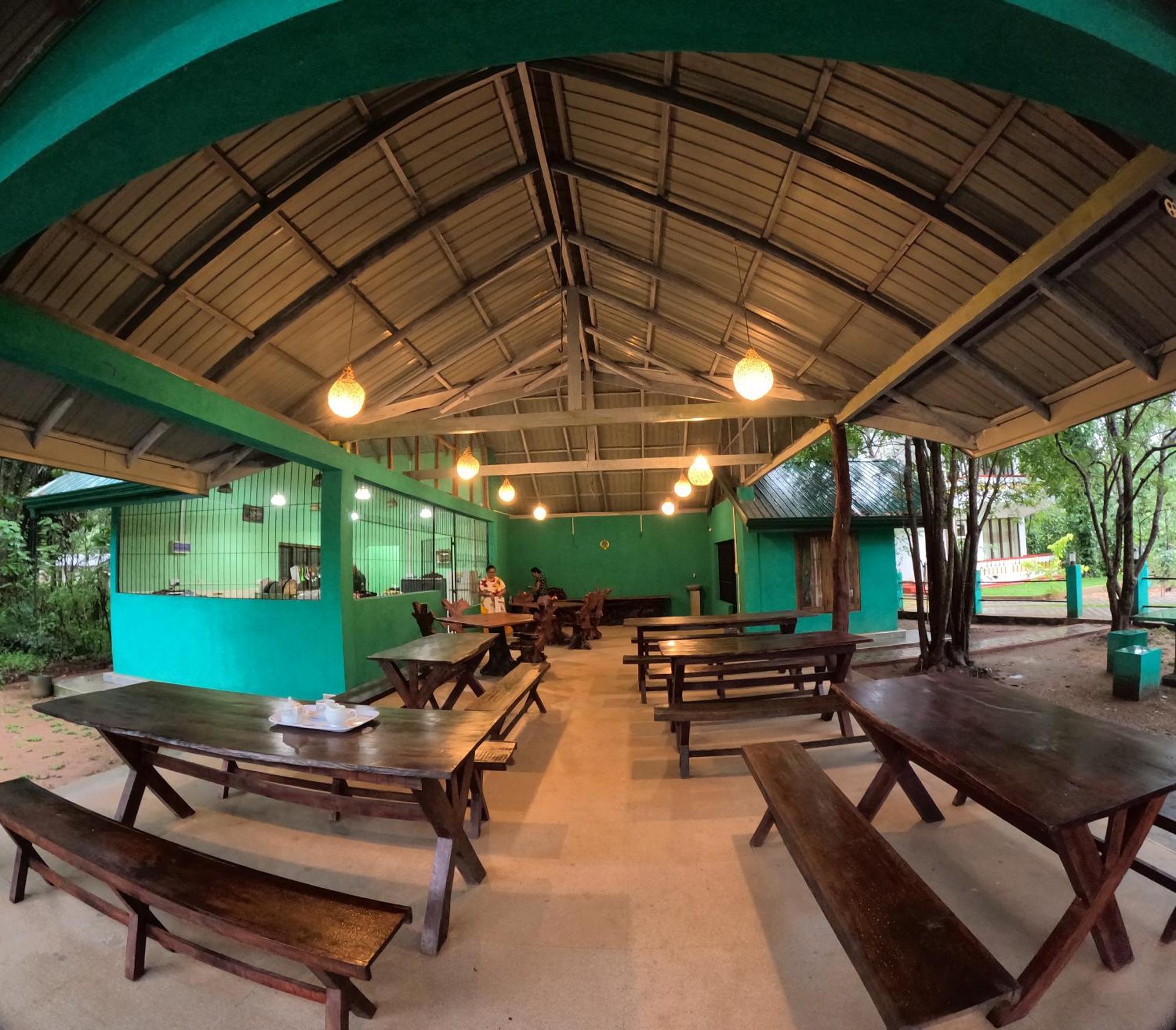 Spice Village Hotel & Restaurant ハバラナ エクステリア 写真