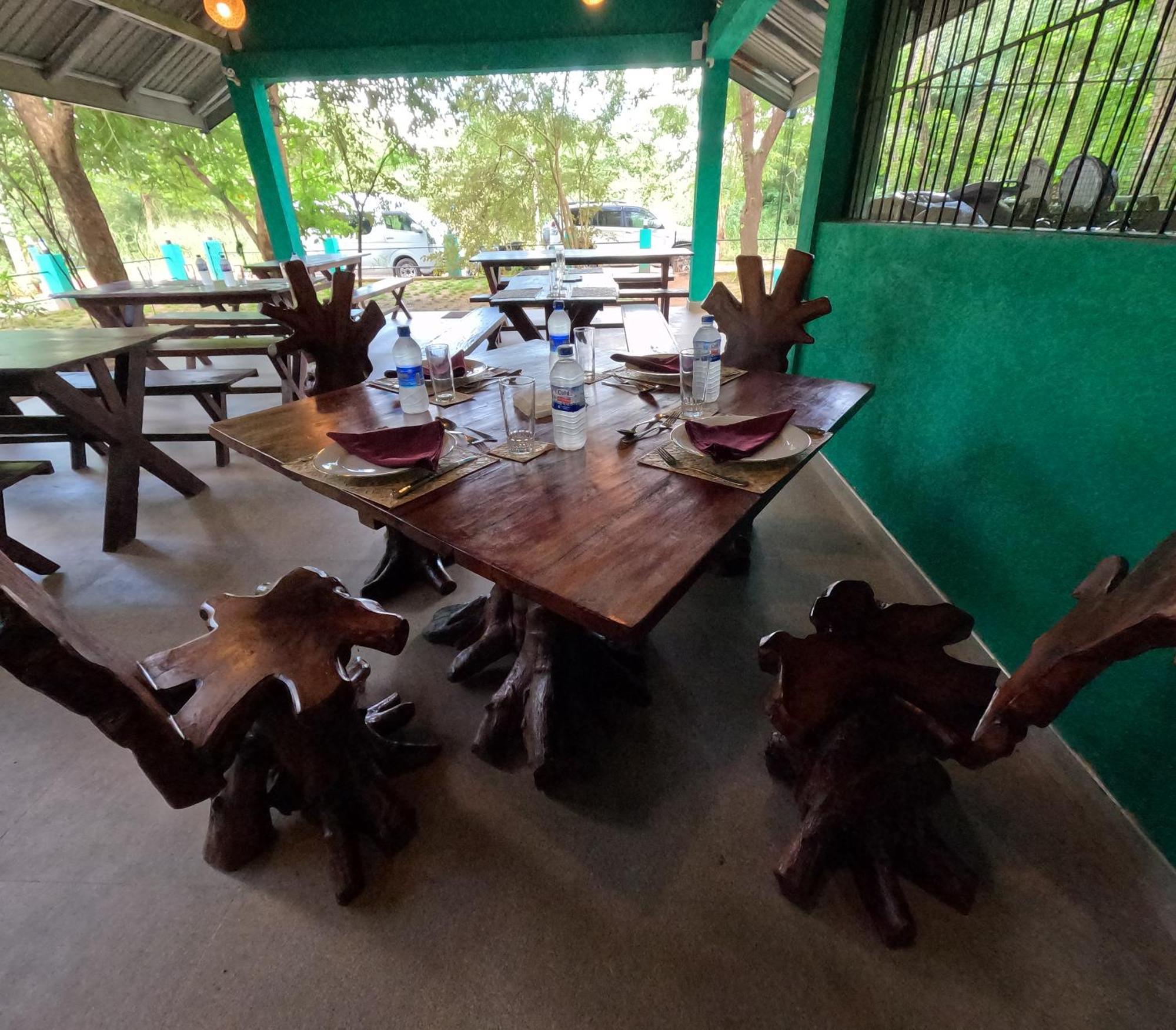 Spice Village Hotel & Restaurant ハバラナ エクステリア 写真